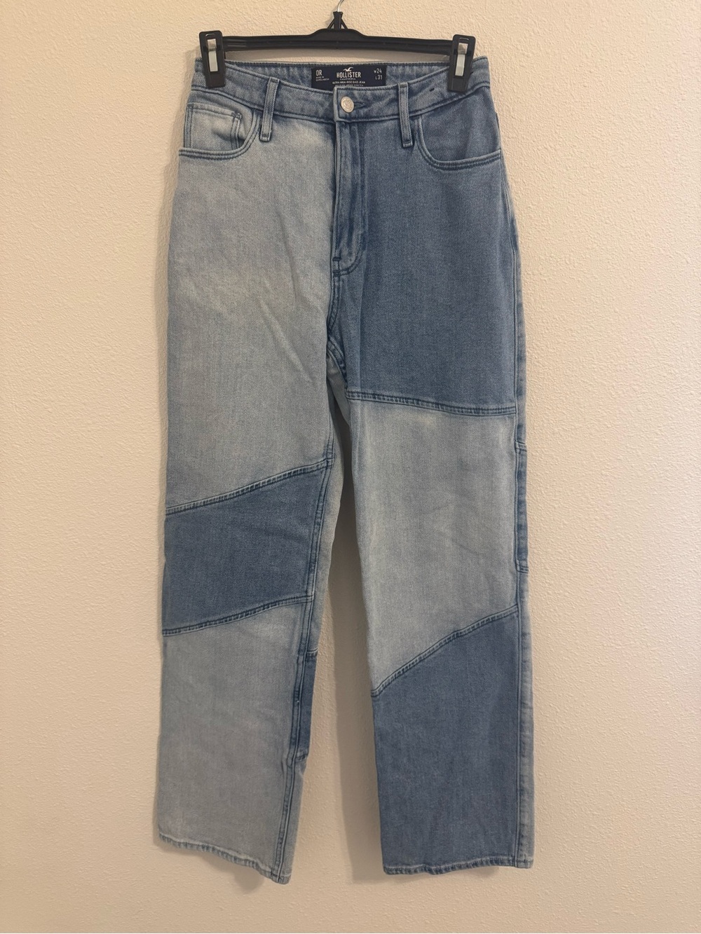 Hollister Ultra High Rise Dad Jeans Women’s 24 Two Tone Patchwork Wide Leg